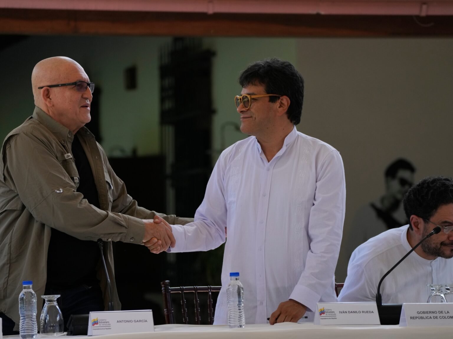 Colombia and ELN rebels agree to restart peace talks
