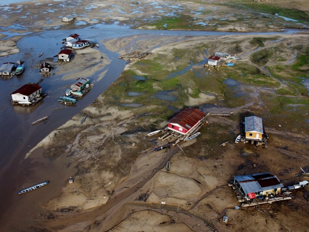 Photos: Brazil’s Amazon faces severe drought