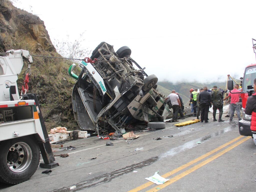 At least 20 killed in Colombia bus accident
