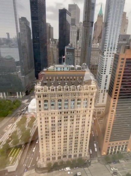 daredevil seen running ontop of high rise in manhattan