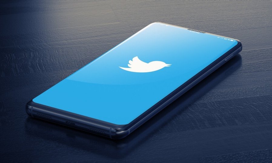 Twitter Expanding Tweet Tiles Trial Into NFTs