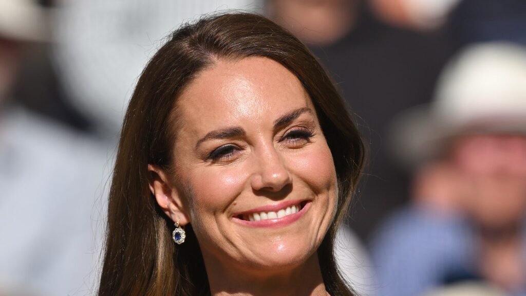 Kate Middleton Swaps Heirloom Diamonds for an Everywoman Jewelry Trend
