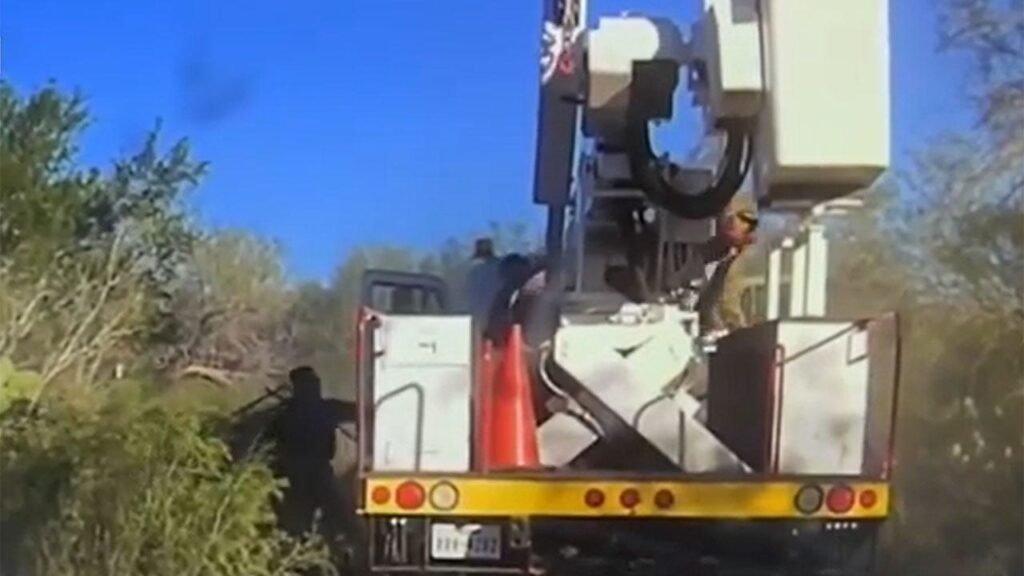 15 migrants stopped in stolen bucket truck in Texas after police chase, as border numbers surge