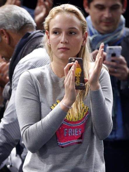 Donna Vekic cheering on Stan Wawrinka in 2015