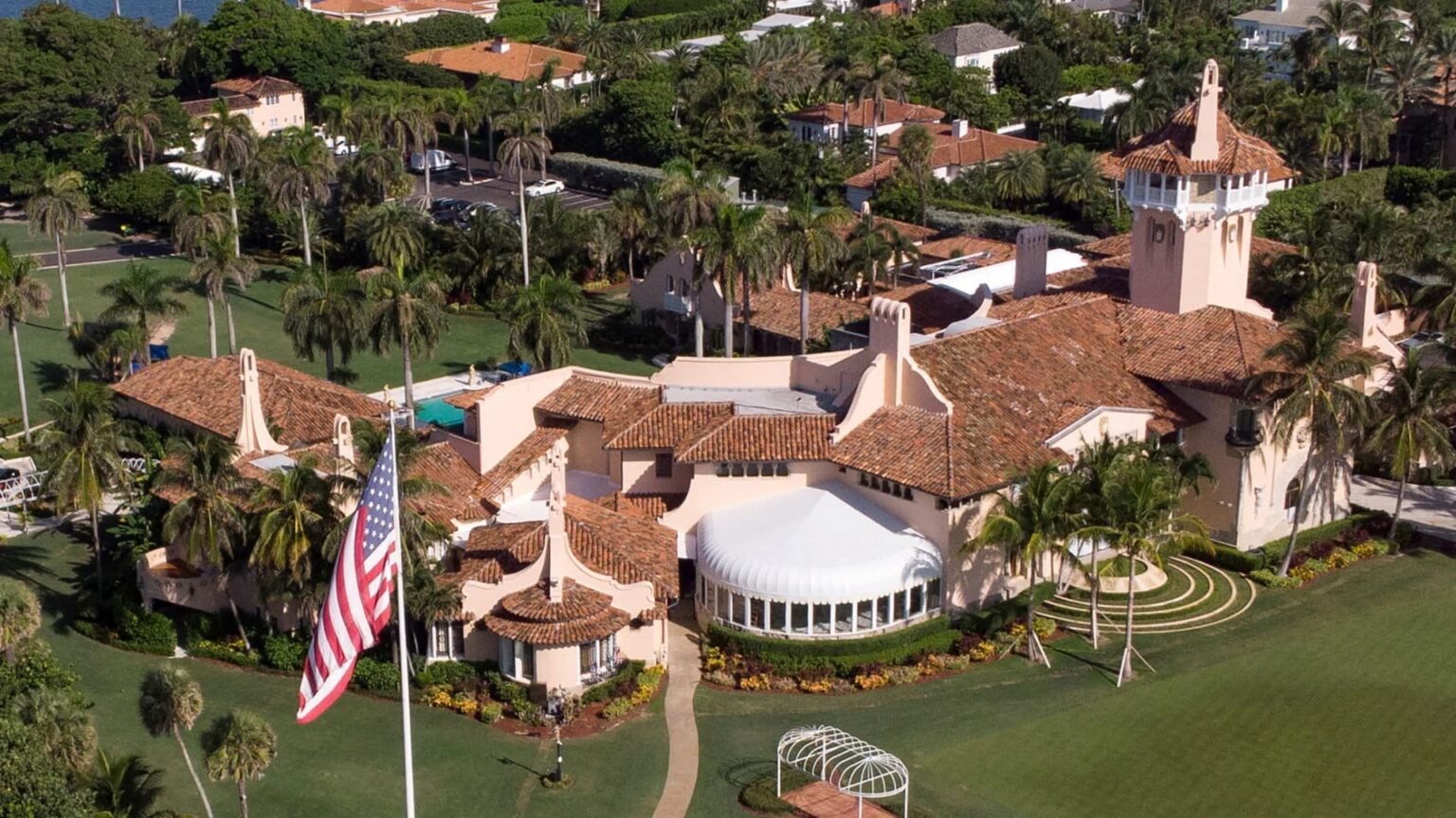 Judge dismisses Trump’s case challenging Mar-a-Lago document seizure after appeals court ends special master review