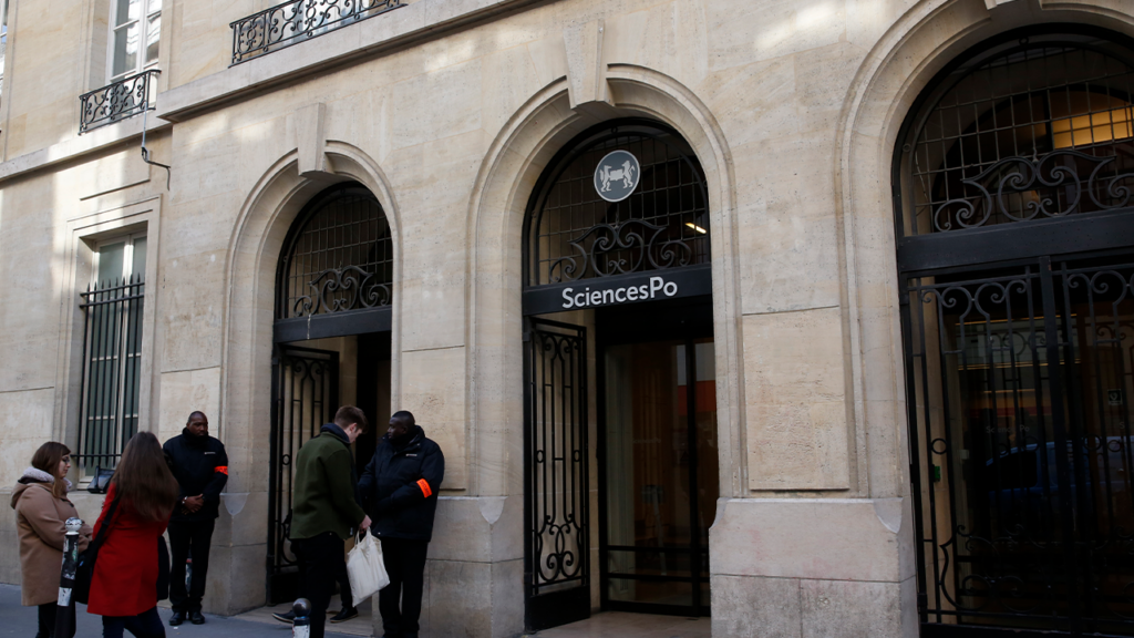 French dance teacher ousted from elite university after given ultimatum on using ‘men-women’ terminology