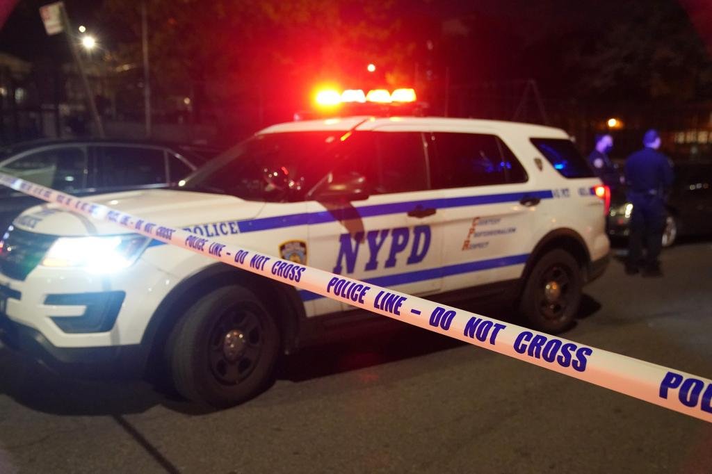 Cabbie robbed at gunpoint in NYC