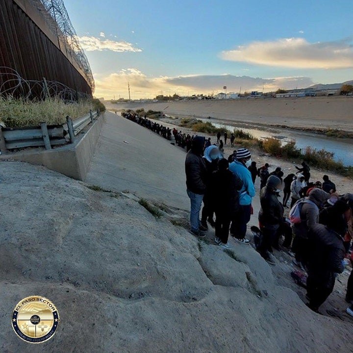 El Paso official says illegal border crossing numbers ‘are unsustainable’ days before Title 42 expires