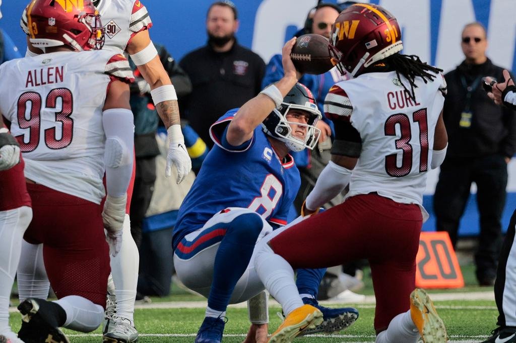 Giants must end NFC East woes versus Commanders with playoff berth in balance