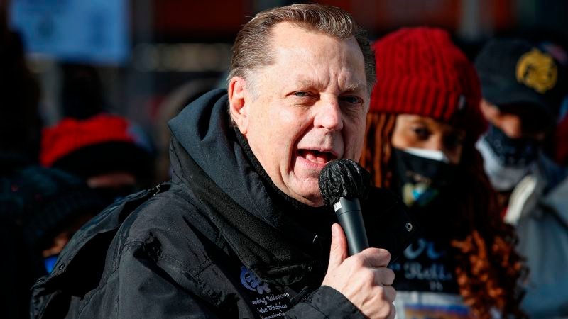 Chicago priest Michael Pfleger reinstated following latest accusation of sexual abuse against him