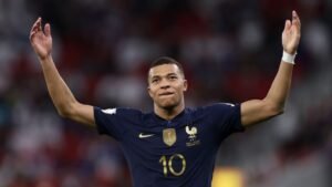 France reaches World Cup quarterfinals with 3-1 victory over Poland as Kylian Mbappé breaks Pelé’s record