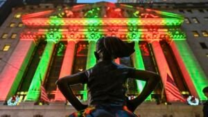 Stocks close higher, breaking five day losing streak