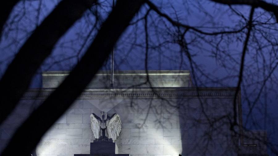 US stocks nudge higher ahead of central bank rate decisions