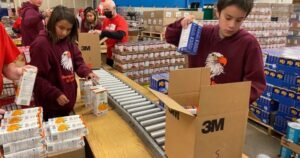 Christmas Cheer Board expecting record-setting season of giving in Winnipeg