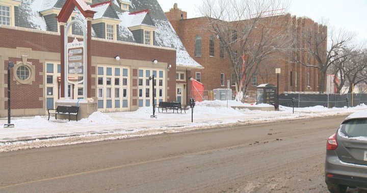 Overnight warming bus is back as Regina searches for temporary shelter