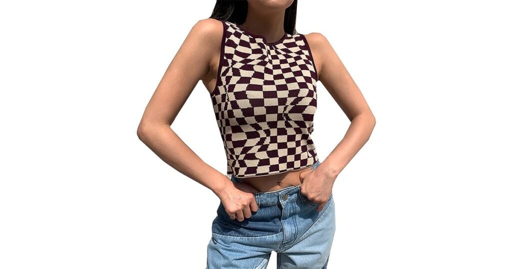 This Optical Illusion Knit Top Is Unbelievably Flattering