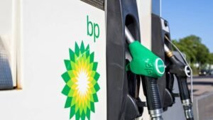 UK inflation falls for second consecutive month as fuel prices ease