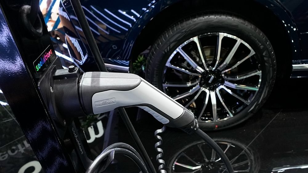 US gives concessions to EU clean carmakers in ‘Buy American’ act