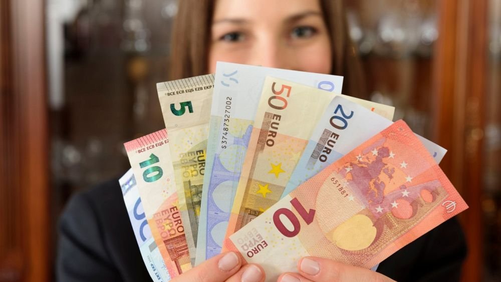 Summer prices are soaring: Here’s how to book a cheap holiday in 2023