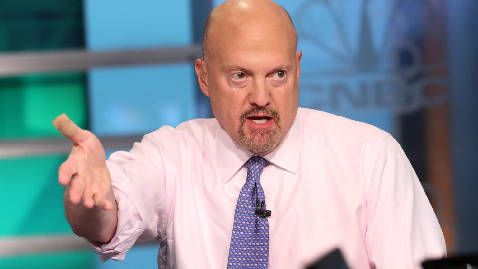 Jim Cramer’s Investing Club meeting Thursday: Stocks rise, Eli Lilly, Meta