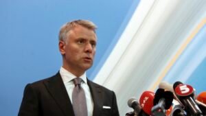 Naftogaz CEO says the Ukrainian state energy giant will be out of default soon