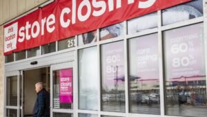 Bed Bath & Beyond looks for capital infusion, buyer ahead of likely bankruptcy filing