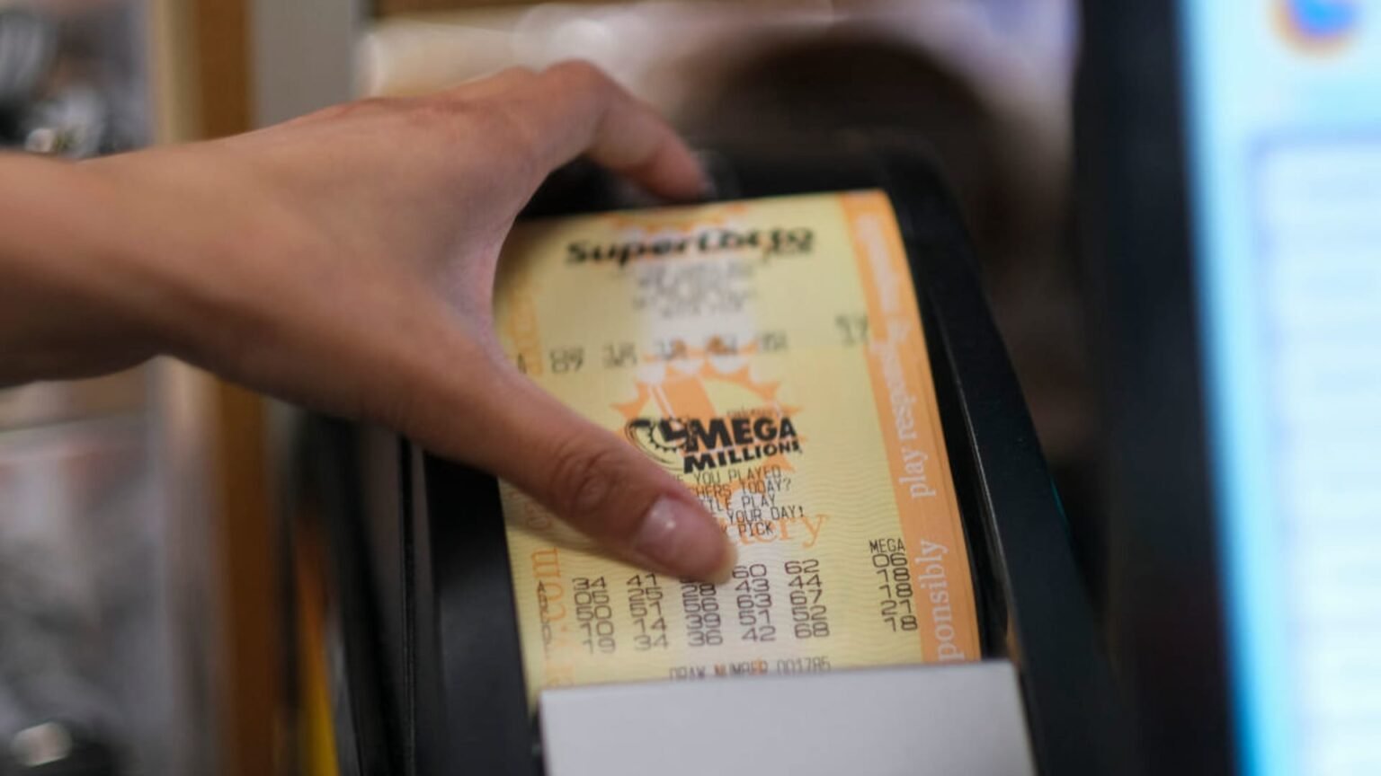 The 8 best states to win the $1.1 billion Mega Millions jackpot