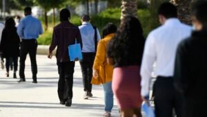U.S. unemployment system still plagued by delays 3 years after pandemic-era downturn
