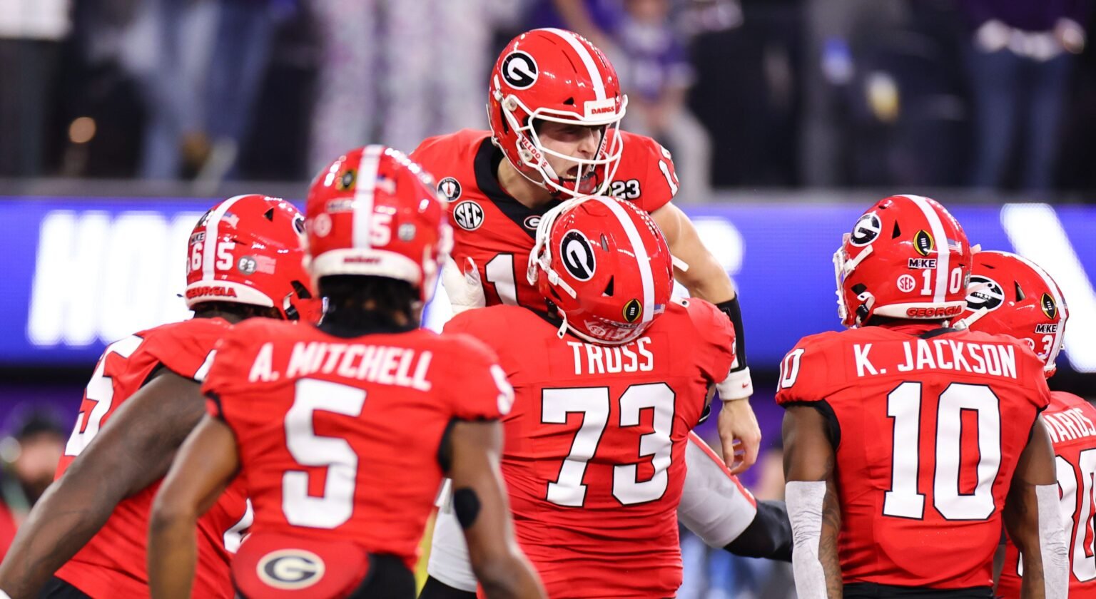 Georgia demolishes TCU, sets new CFP record to win back-to-back national championships