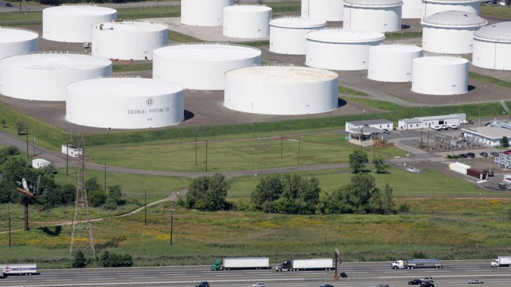 After Virginia fuel leak, damaged Colonial Pipeline section back in operation