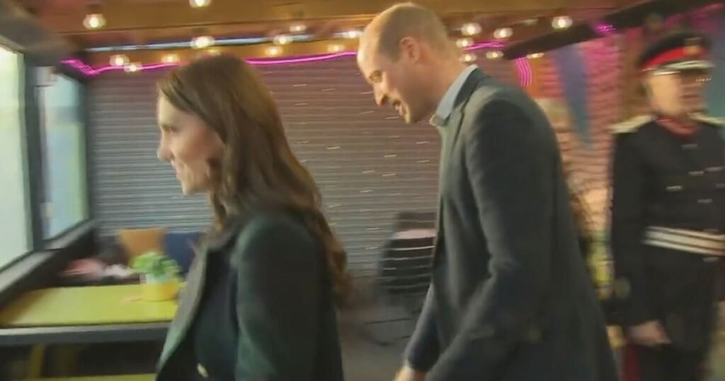 Awkward moment William and Kate ignore Harry’s book question on royal visit