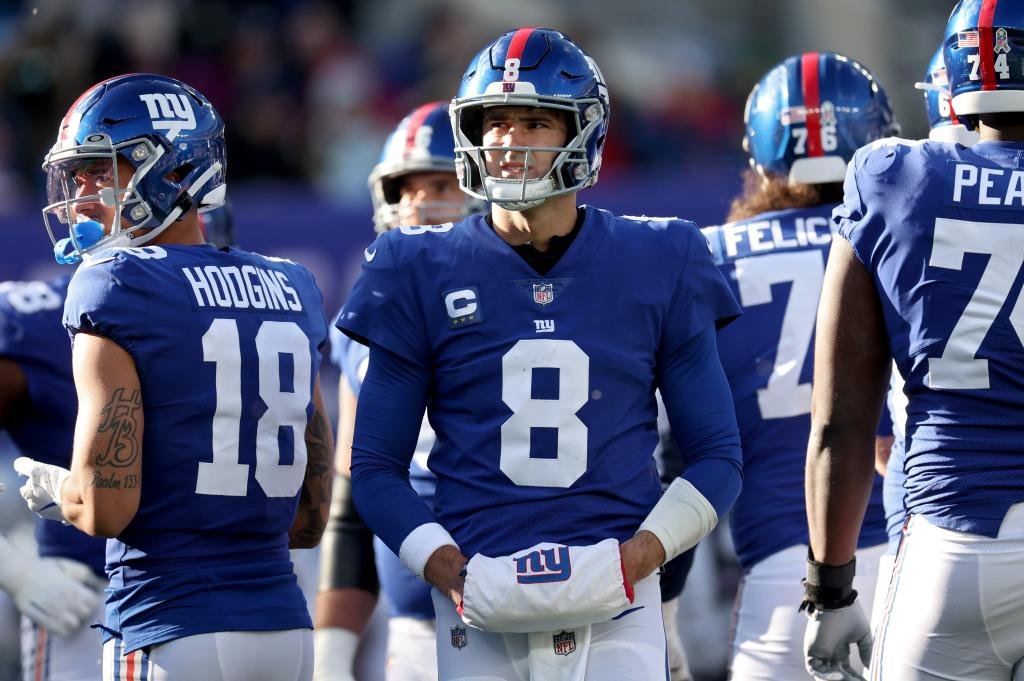 Giants’ Daniel Jones not getting distracted by free-agent uncertainty