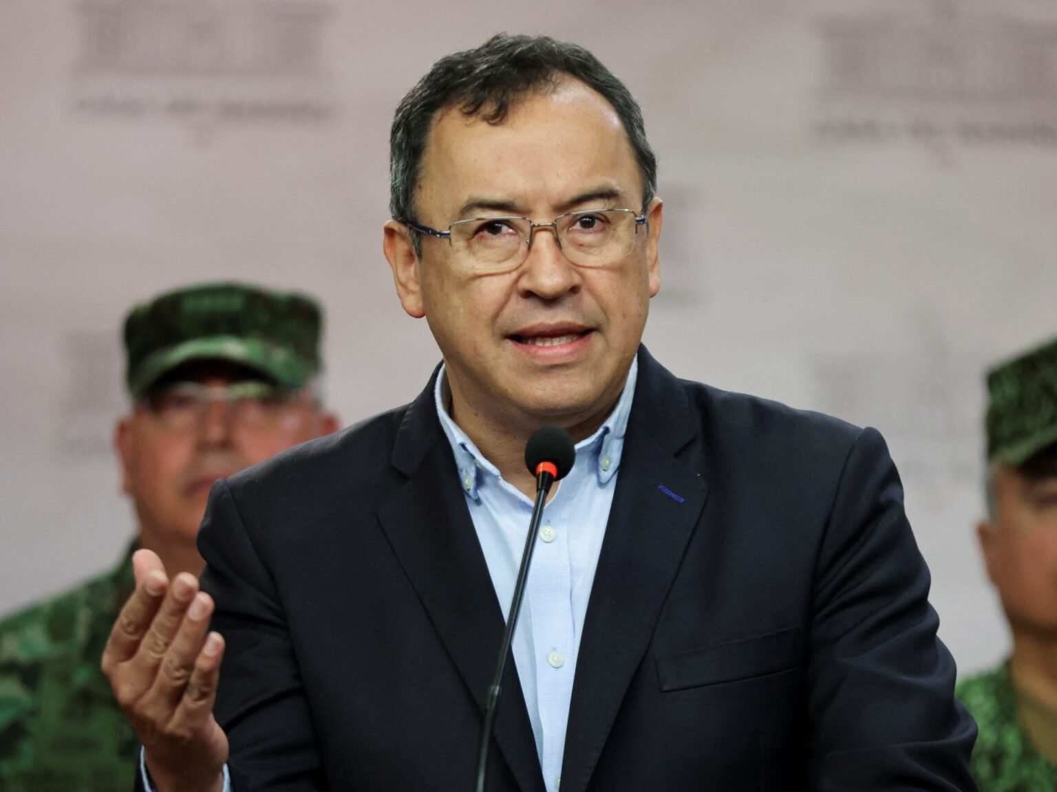 Colombia backtracks on ceasefire announcement with ELN rebels
