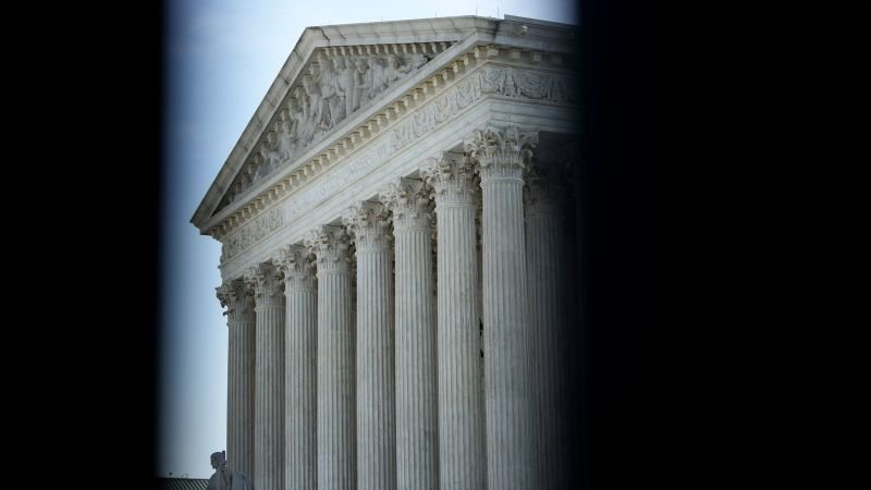Supreme Court sides with Texas death row inmate who says conviction was based on bad DNA evidence