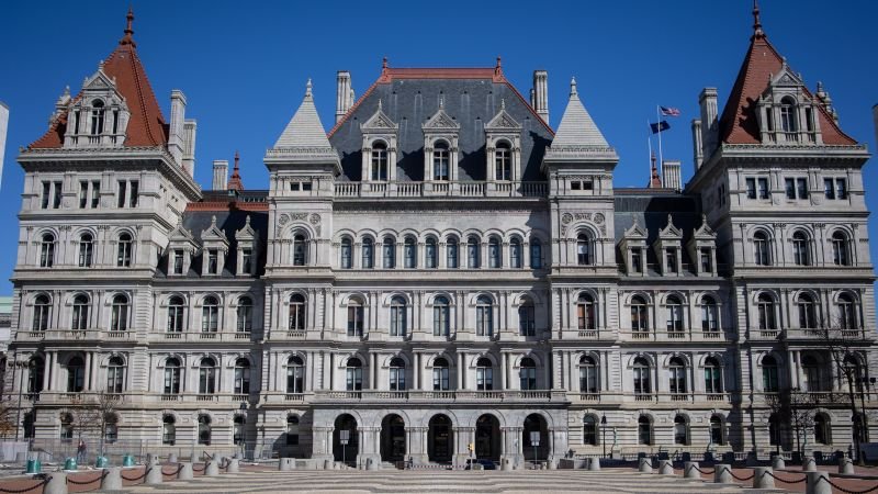 Here’s where Americans will pay less in state taxes in 2023