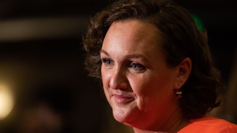 Progressive Rep. Katie Porter launches bid for Feinstein’s California Senate seat