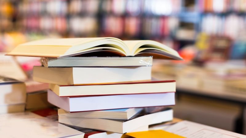 A romance author was believed to be dead. When she appeared to return, the story got more complicated