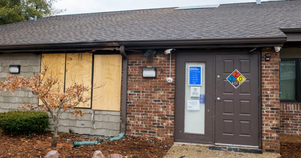 Illinois man charged in Planned Parenthood clinic fire