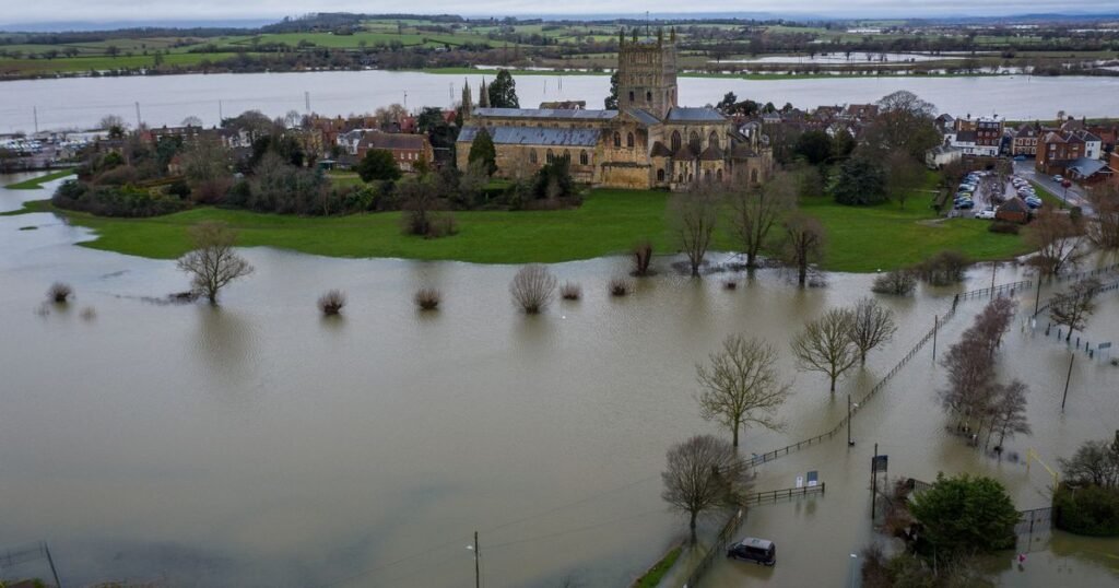 Brits to be blasted by ‘hours of heavy snow’ and floods as mercury plunges