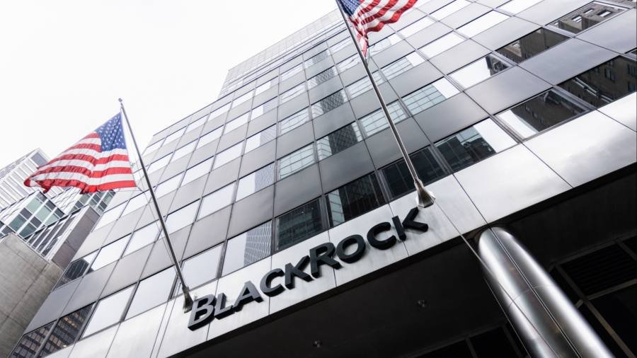 SEC says ex-BlackRock manager did not disclose conflict of interest with film studio