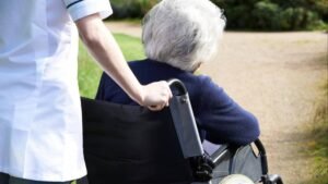 UK health leaders question impact of cash on freeing up hospital beds