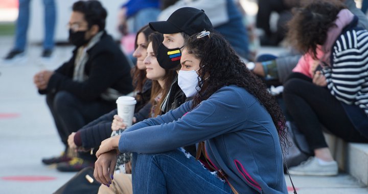 Canadians’ concern over COVID-19 has waned — and so has their drive to get vaccinated: poll