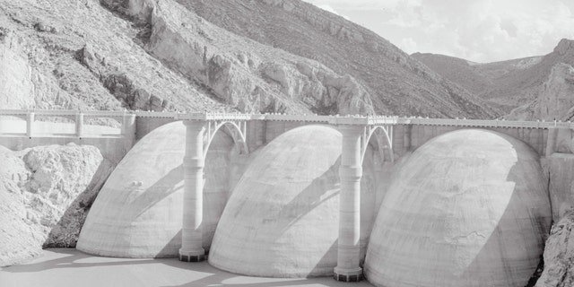 An aerial view of the Coolidge Dam in Arizona in 1950