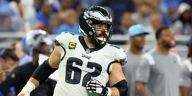 Center Jason Kelce of the Philadelphia Eagles during a game against the Detroit Lions in Detroit September 11, 2022.