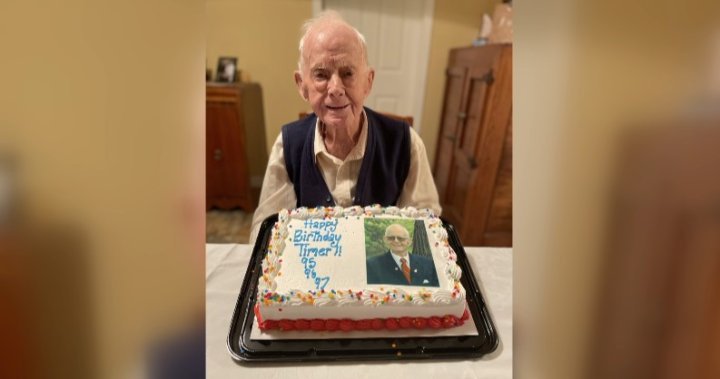‘A way of keeping the memory alive’: Manitoba veteran reflects on remembrance, importance of supporting legion