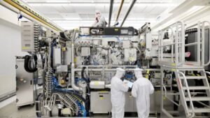 Netherlands and Japan join US in restricting chip exports to China