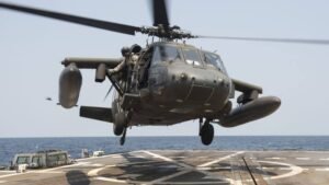 Australia strengthens US military ties with $2.1bn Black Hawk order