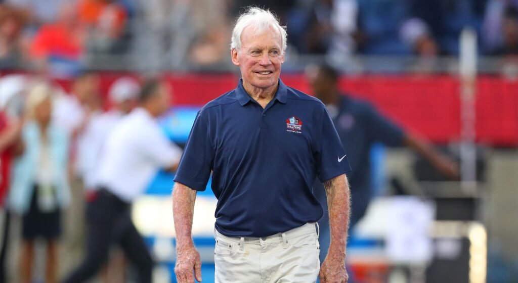 Hall of Fame NFL executive Bobby Beathard dead at 86