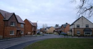 Urgent warning to parents after man tries to persuade children to get into car