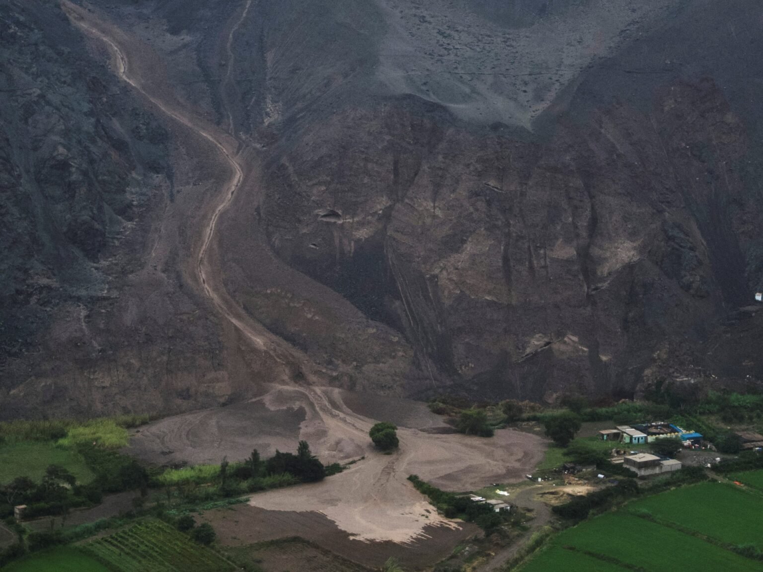 Deadly landslide strikes southern Peru amid heavy rainfall
